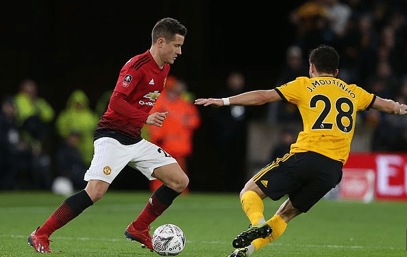 使用而引发 使用而引发